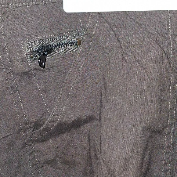 π$28 - Picture 2 of 5